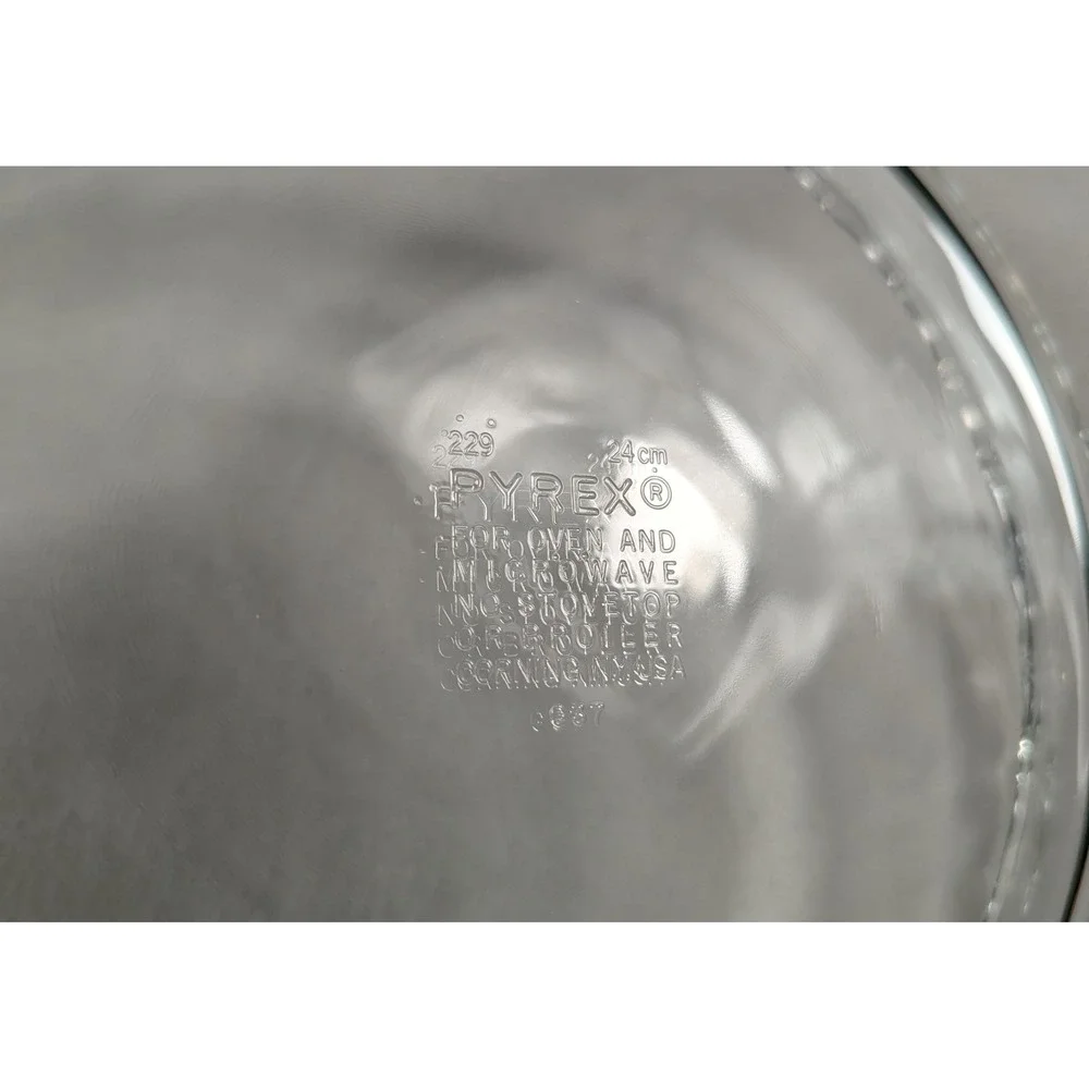 Vintage Pyrex 229 Clear Glass Pie Plate 9.5 Inch Scalloped Rim Fluted Dish